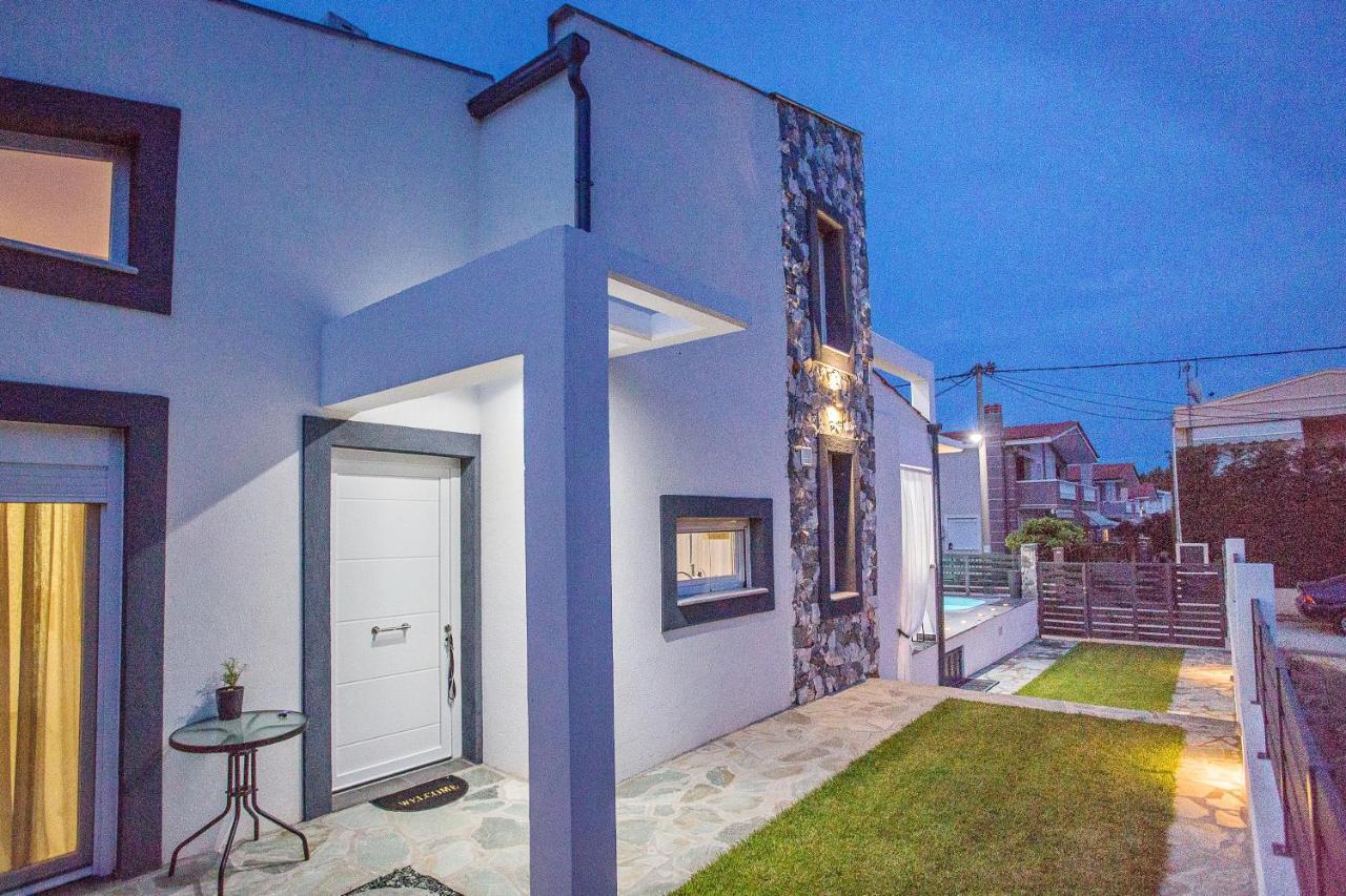 Joy C Deluxe Villa Nea Iraklitsa Dış mekan fotoğraf